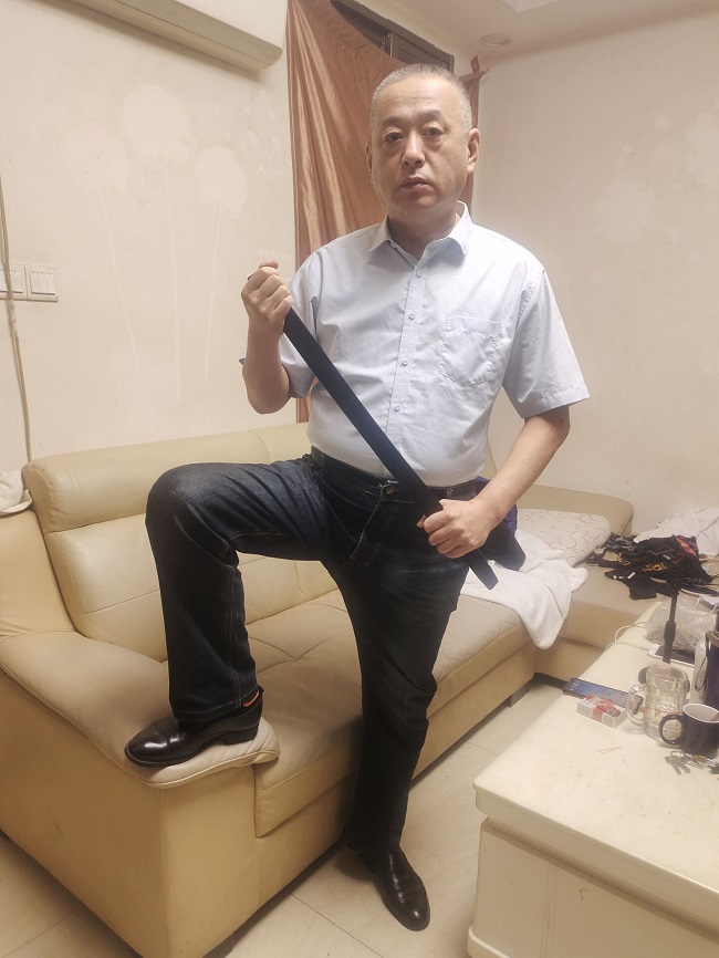 ��������